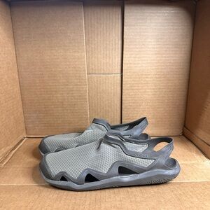 CROCS Swiftwater Mesh Wave Sandals Mens Size 9 Beige Water Shoes Iconic Comfort